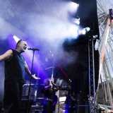 Carlos Leal est remonté sur scène avec Sens Unik sur la Place fédérale. KEYSTONE/PETER KLAUNZER